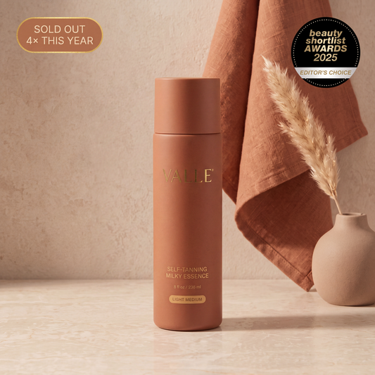 Self Tanning Milky Essence